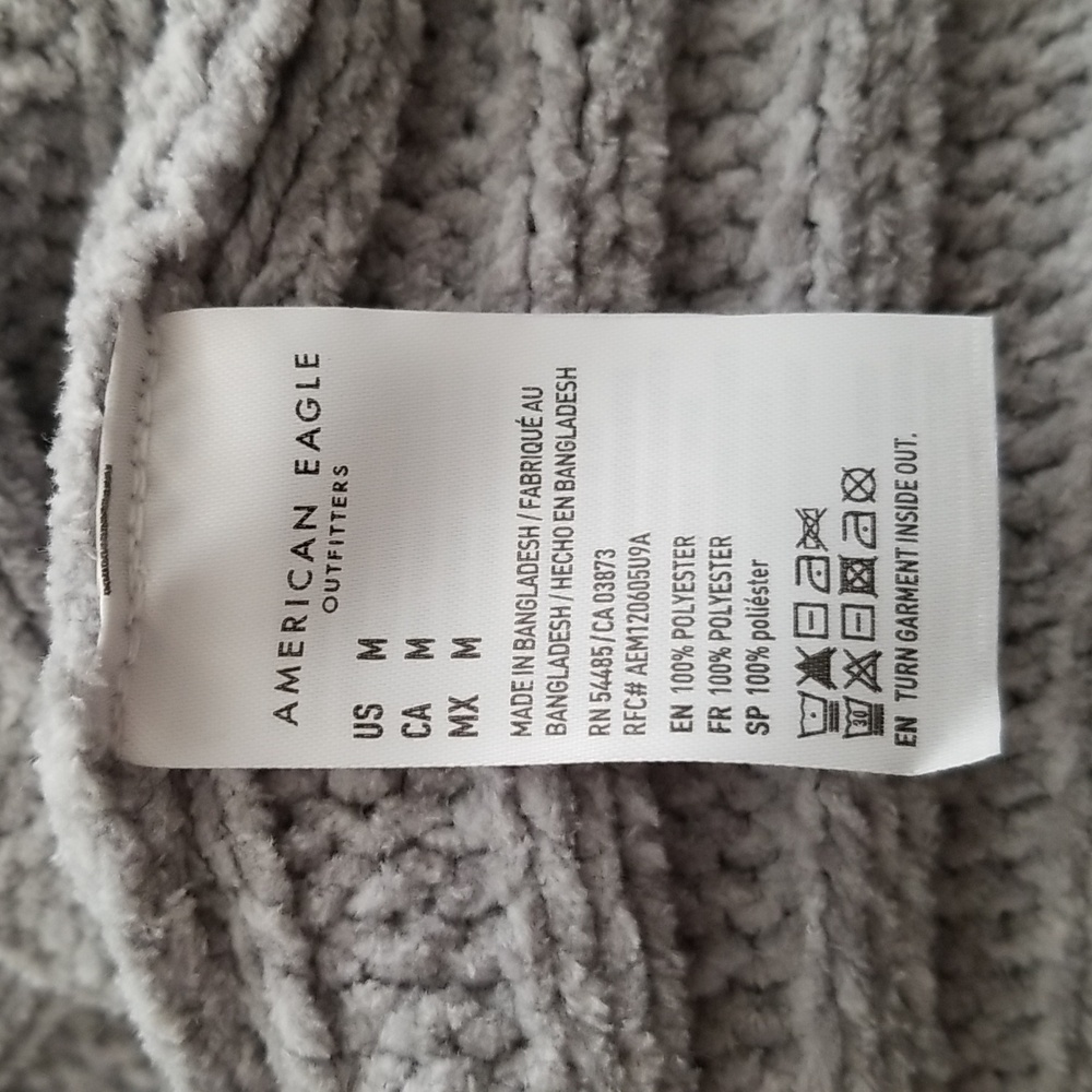 American Eagle Outfitters High Neck Pullover Sweater - Picture 13 of 13